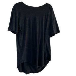 Oversized black tshirt